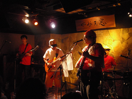 img003.jpg