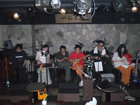 img005.jpg